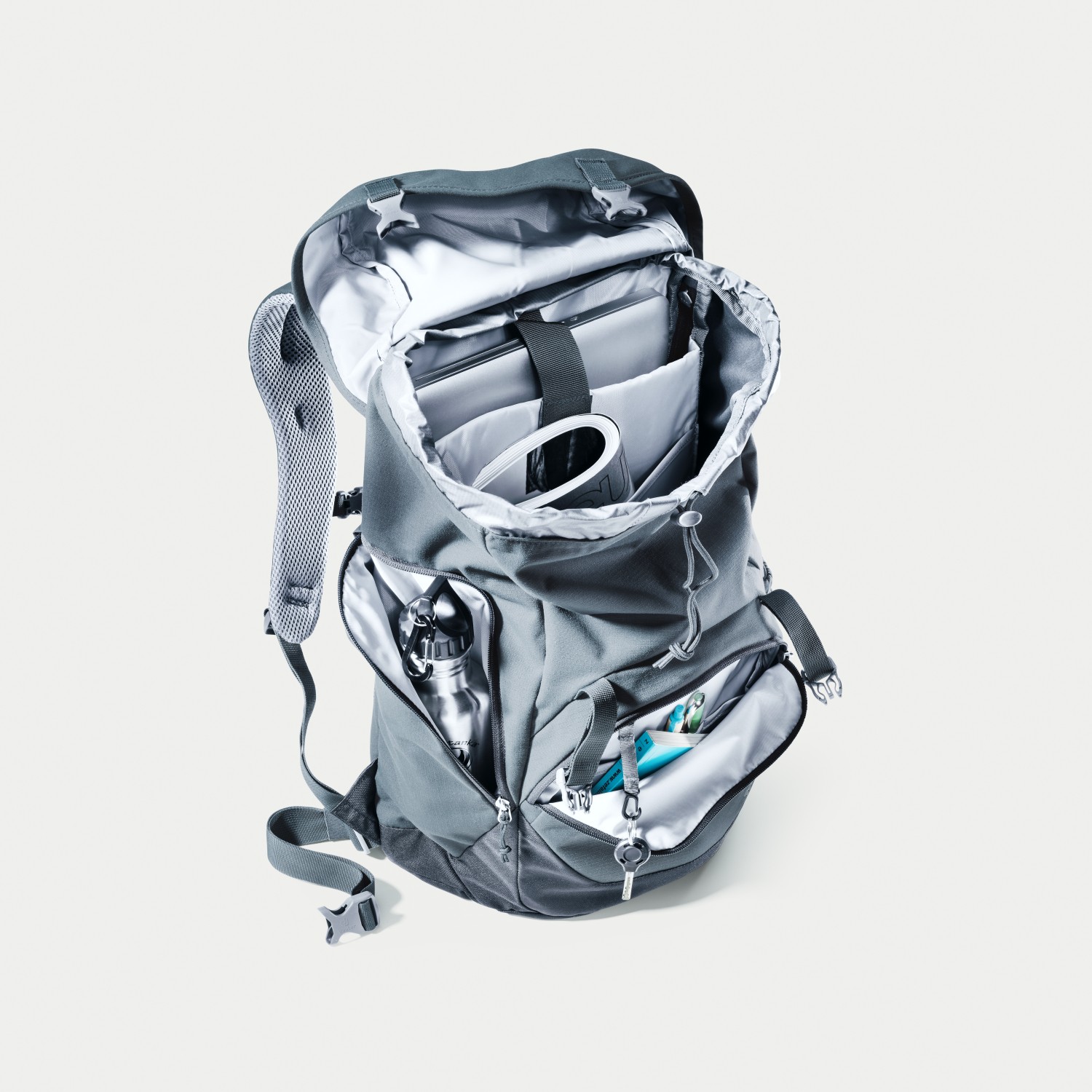 Deuter walker 24l hotsell