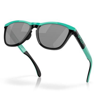 Очки солнцезащитные Oakley Frogskins Range Celeste/Prizm Black