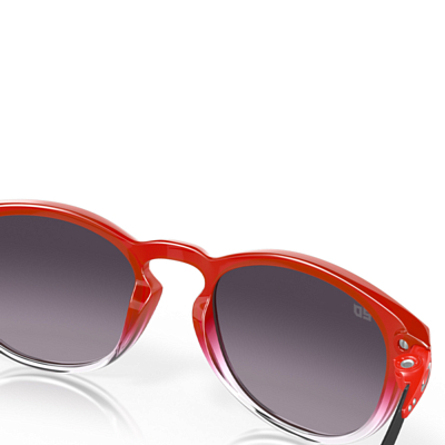 Очки солнцезащитные Oakley Pitchman R Red Fade/Prizm Grey Gradient