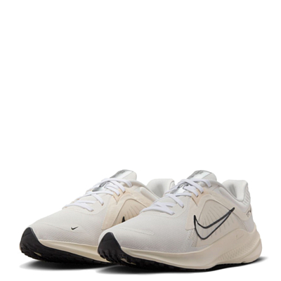 Кроссовки Nike Quest 5