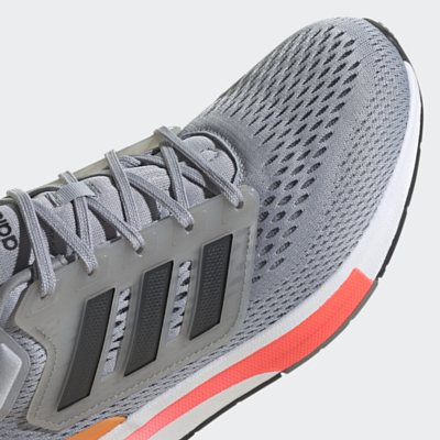 Беговые кроссовки Adidas Eq21 Run Halo Silver